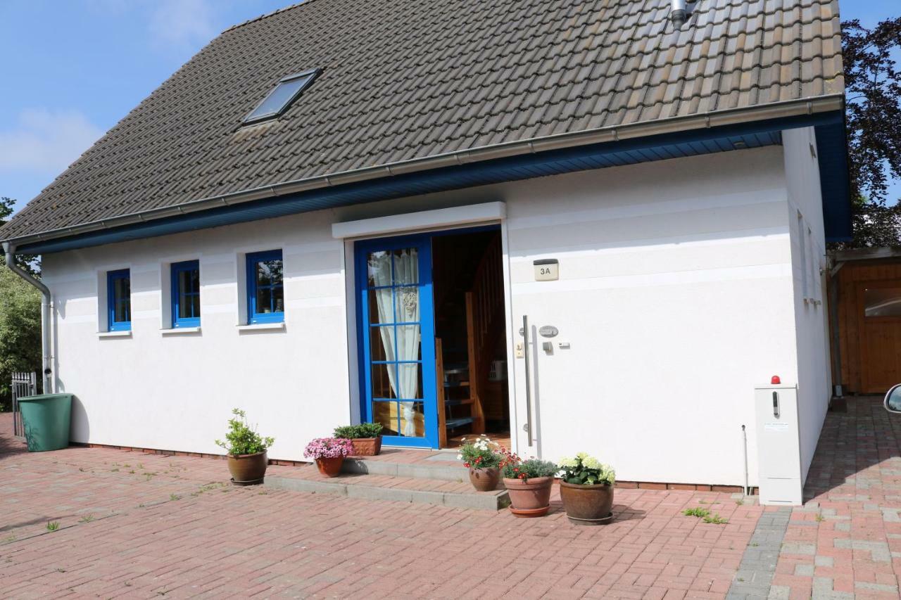 Ferienwohnung Kranichblick Цингст Екстериор снимка
